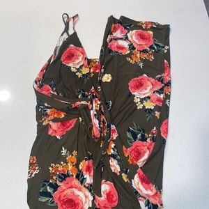🛍️ Floral Romper